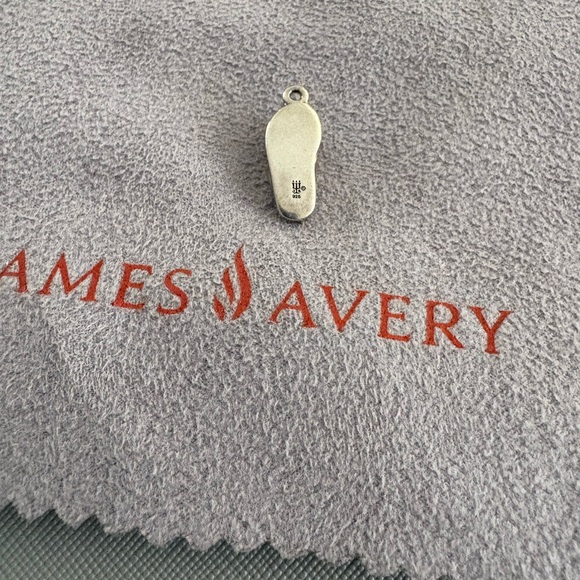 Retired James Avery Silver Flip Flop Charm - Picture 4 of 4